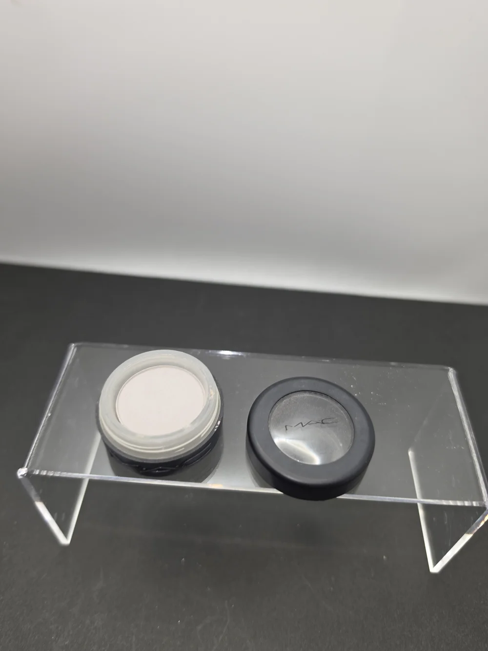 VINTAGE 1990s MAC SCREW TOP EYESHADOW- 